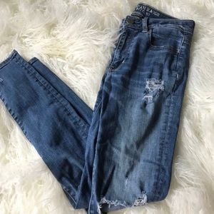 American Eagle High Rise Distressed Jeggings
